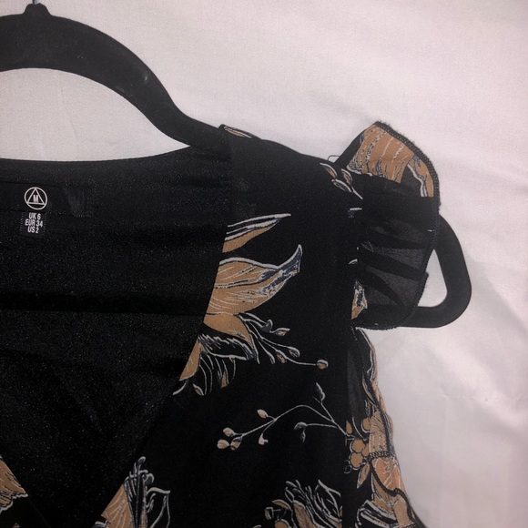 MISSGUIDED - Midi Floral Faux Wrap Dress - Picture 4 of 6